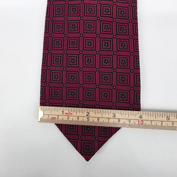 Robert Talbott Best of Class Tie Mens 4" Wide Burgundy Geometric Medallion Silk - Picture 5 of 5